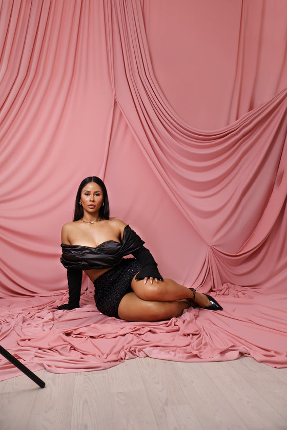 ANNA - OFF SHOULDER SATIN SPLIT SLEEVE CROP TOP